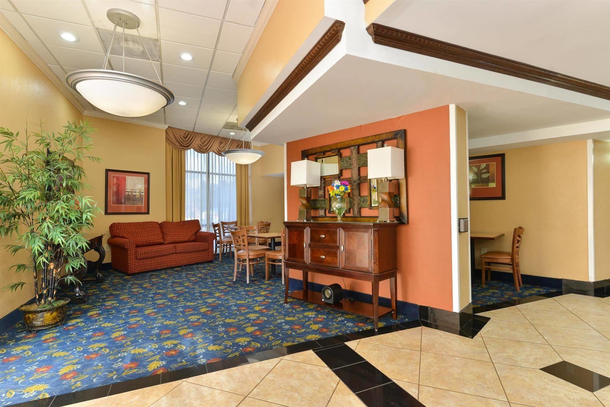 Red Roof Inn & Suites Macon Zewnętrze zdjęcie