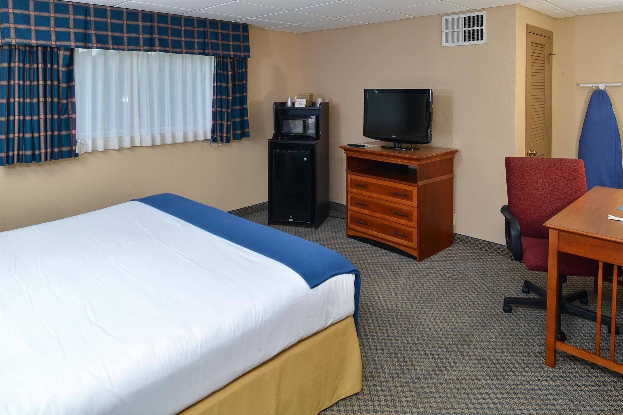 Red Roof Inn & Suites Macon Zewnętrze zdjęcie