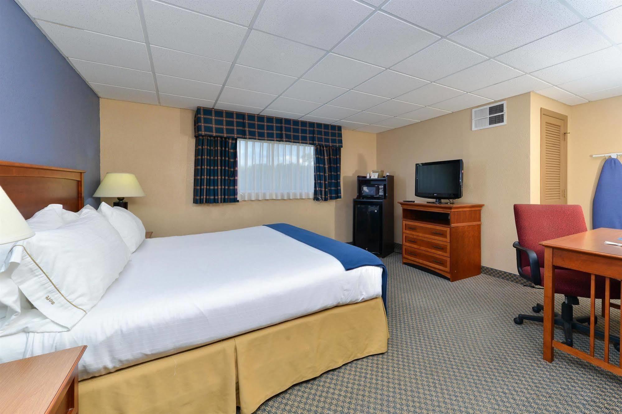 Red Roof Inn & Suites Macon Zewnętrze zdjęcie